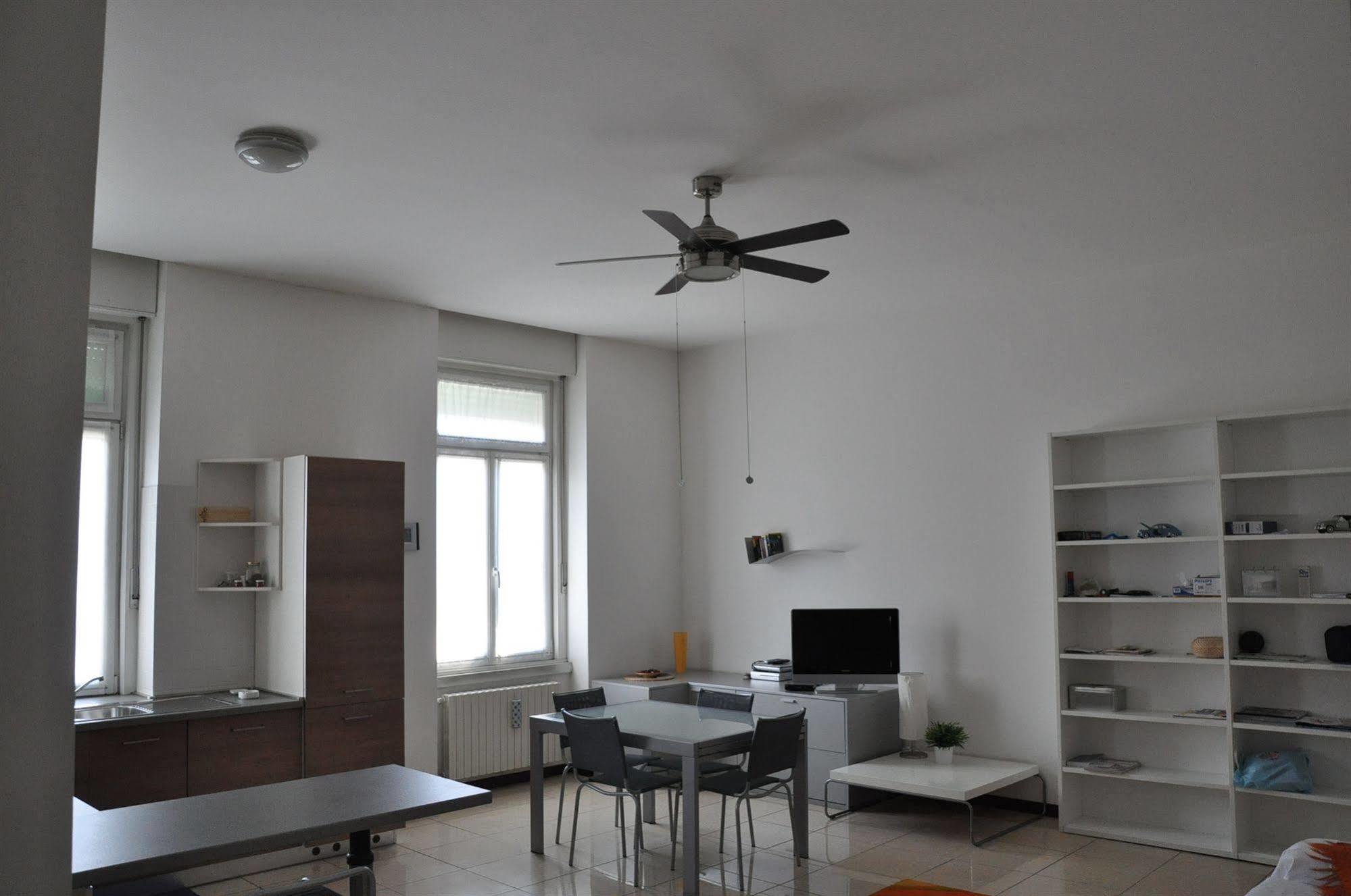 Residence San Marco Триест Екстериор снимка