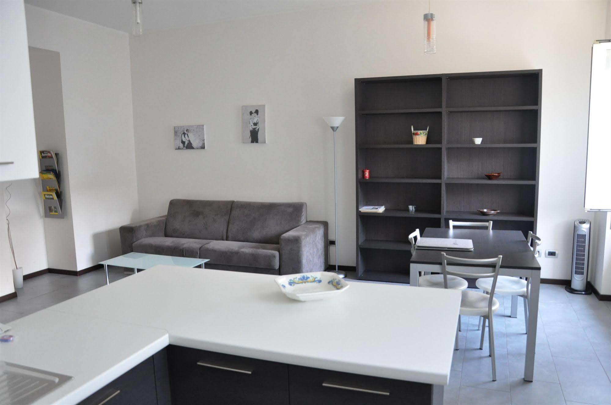 Residence San Marco Триест Екстериор снимка