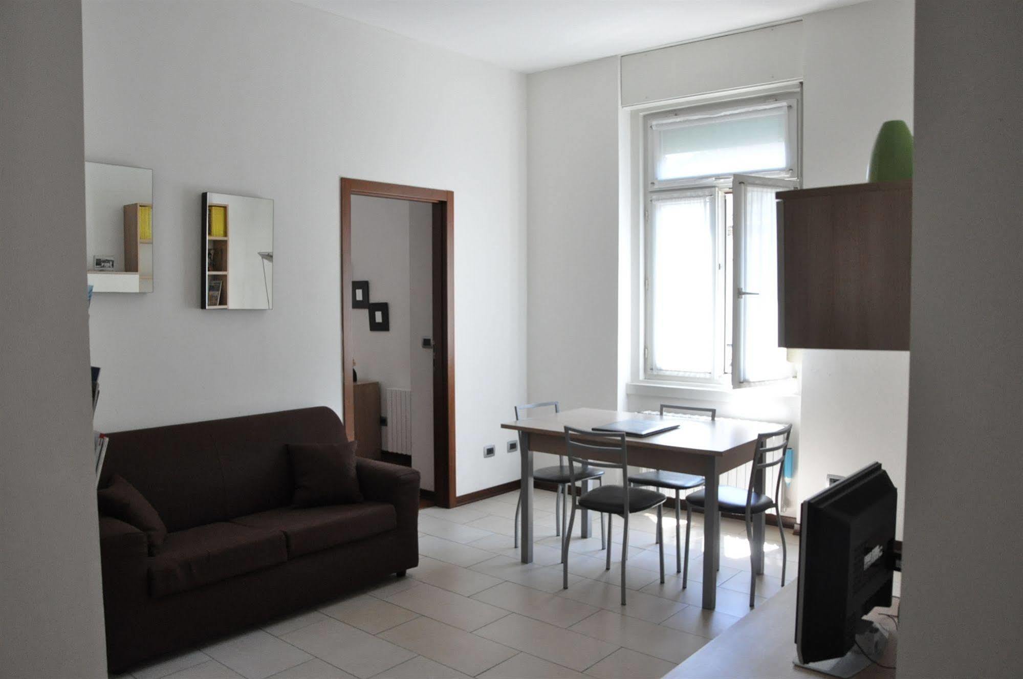Residence San Marco Триест Екстериор снимка